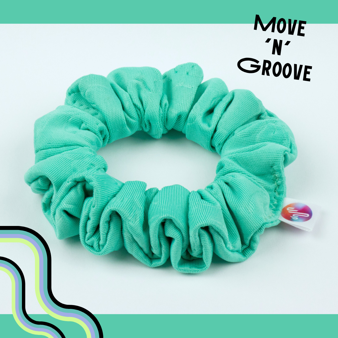 Move & Groove (embossed floral & vines)