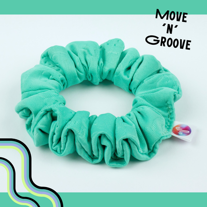 Move & Groove (embossed floral & vines)
