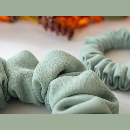 Misty Peaks (sage green)
