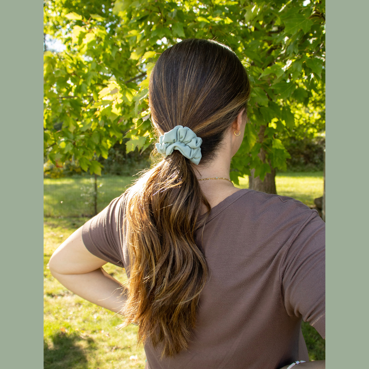 Misty Peaks (sage green)