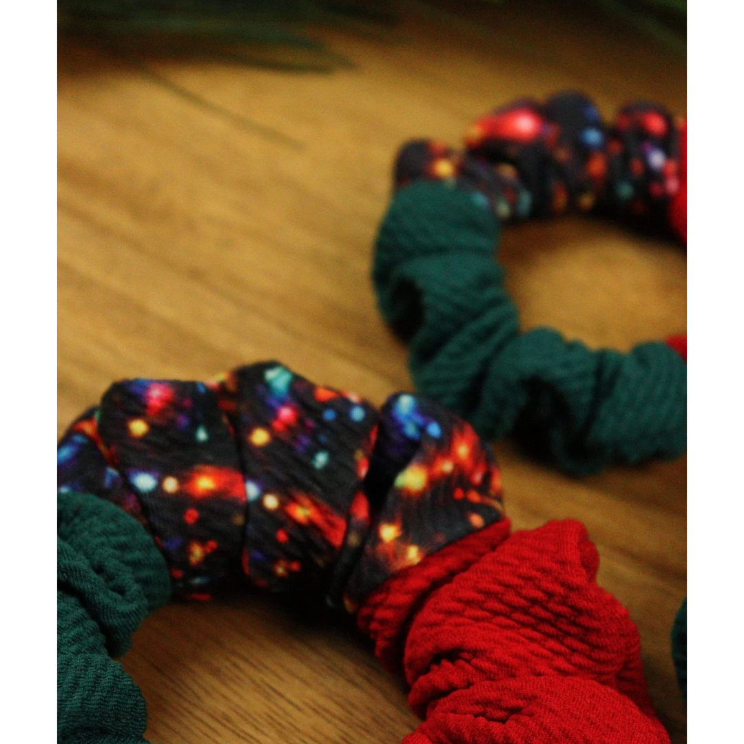 Party @ Rulolphs (holiday colorblock)